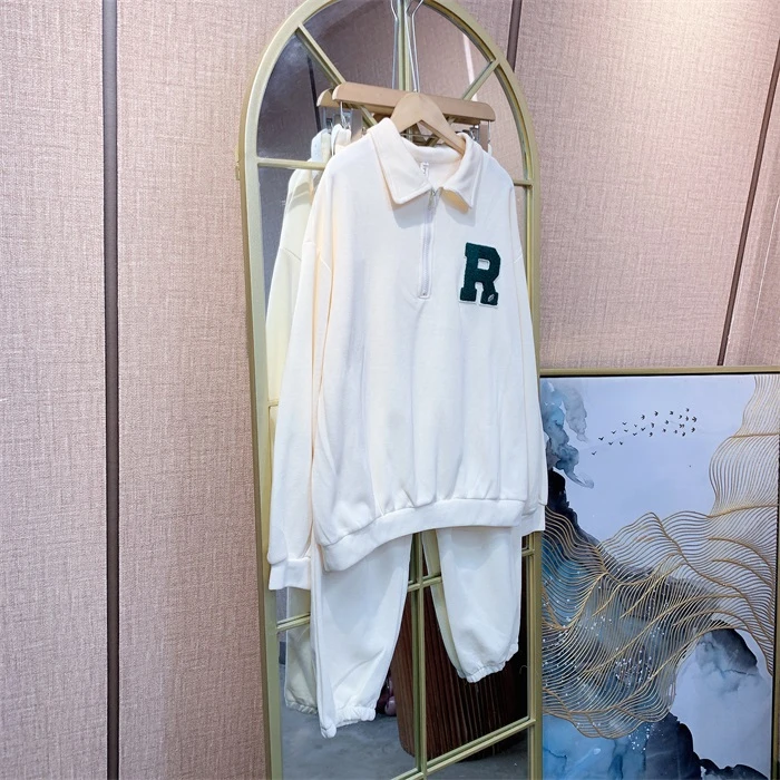 YY279米白色孕妇衣两件套100-125小脏