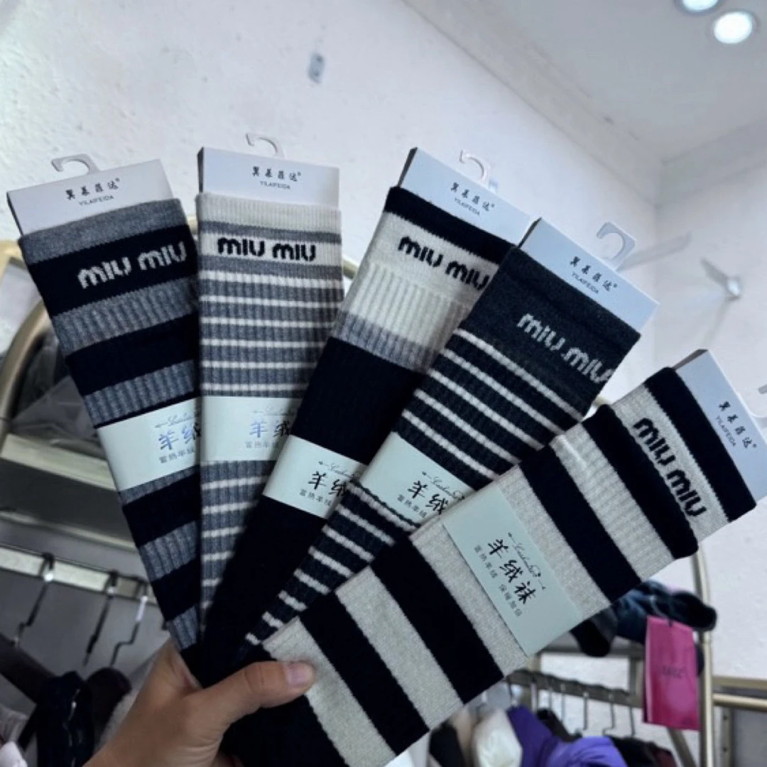 LMZ 女士袜子 羊绒袜     (5双)