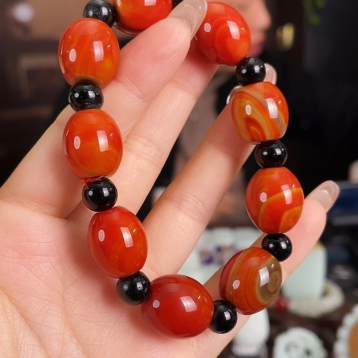 南红玛瑙未镶嵌颈饰