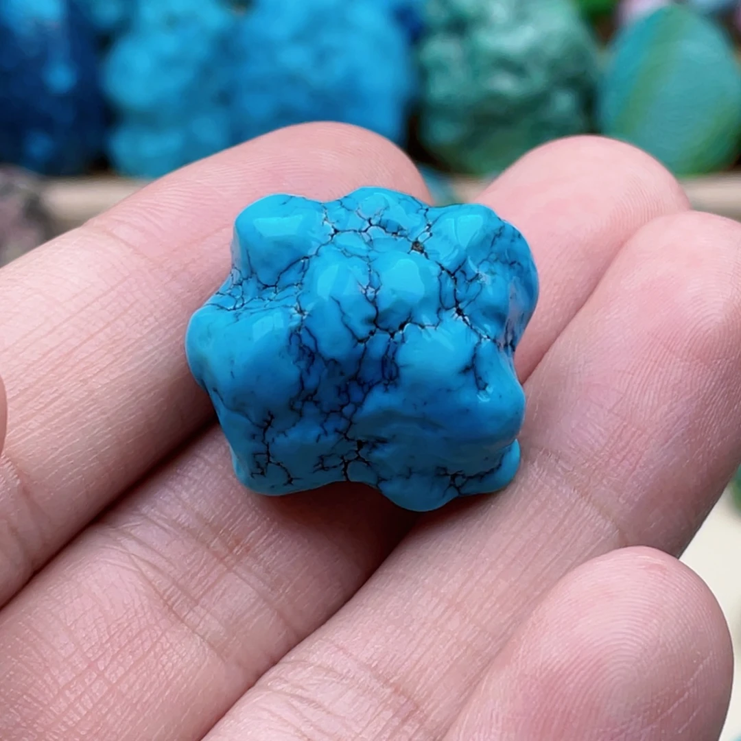 绿松石未镶嵌绿松石22x24x15.7mm