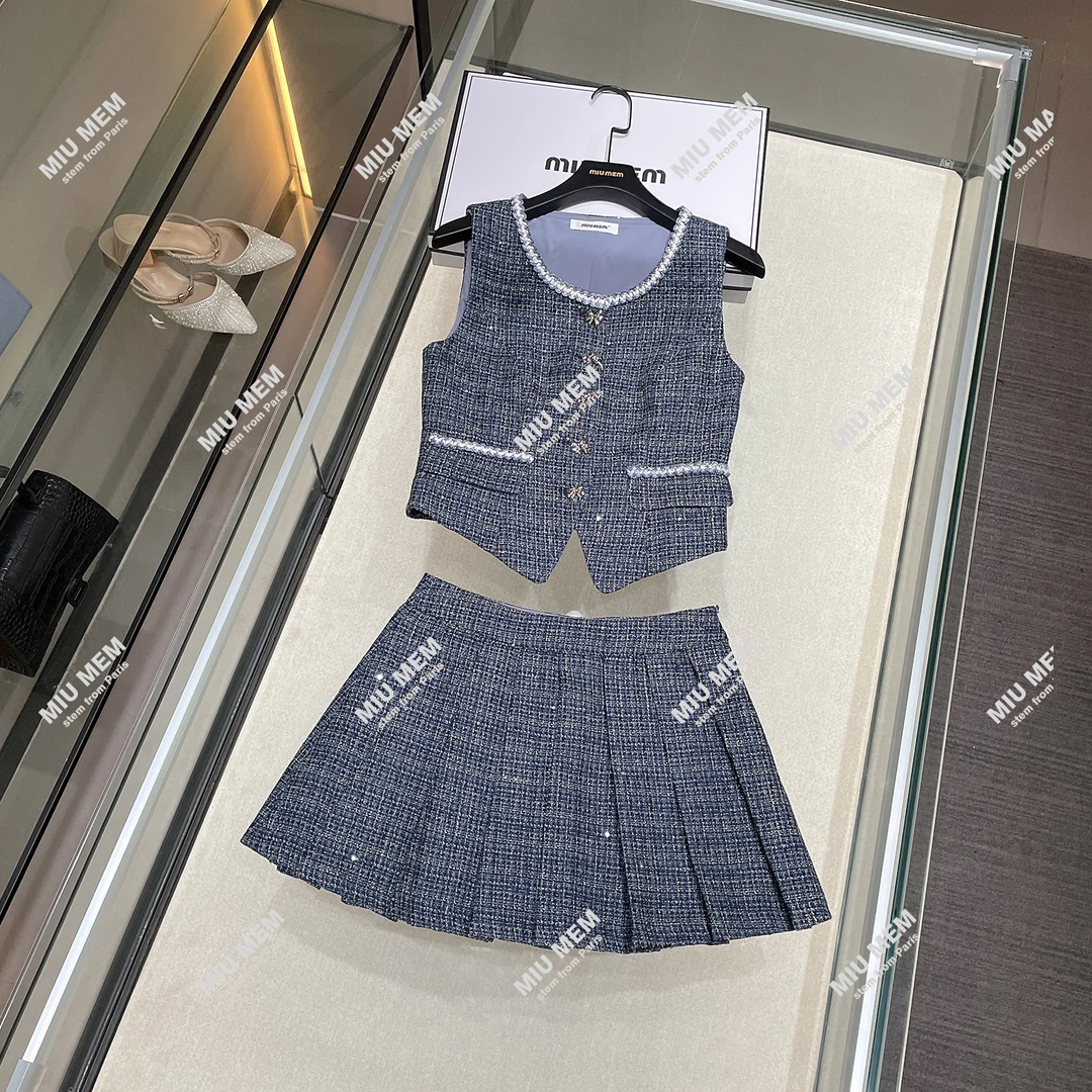 早秋现货小香风亮丝钉珠套装圆领无袖马甲+百褶短裙 DY4985