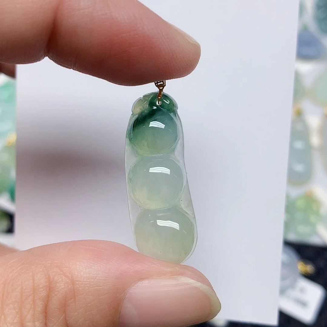 翡翠18K金镶嵌颈饰356779