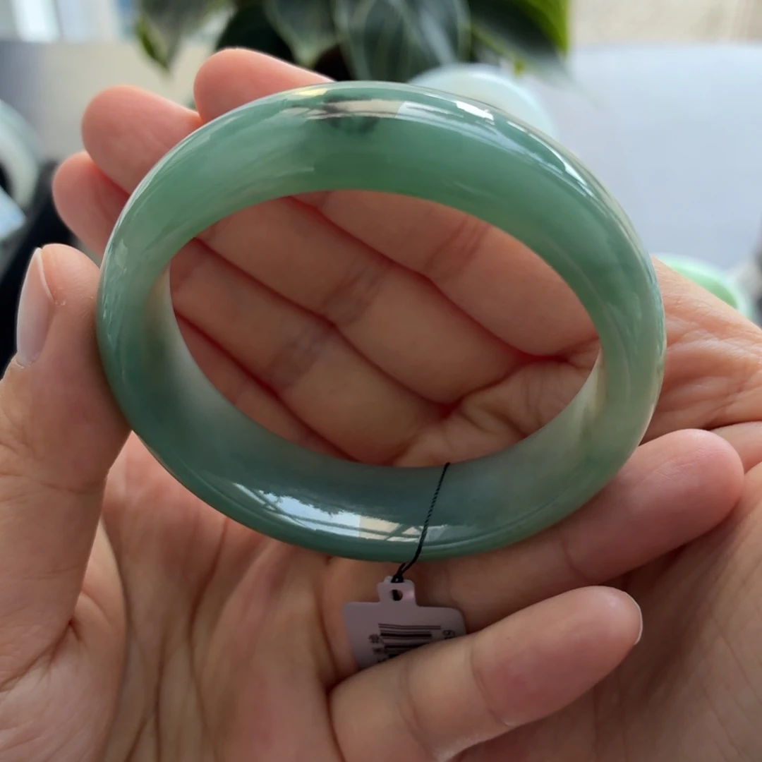 翡翠未镶嵌手镯天然