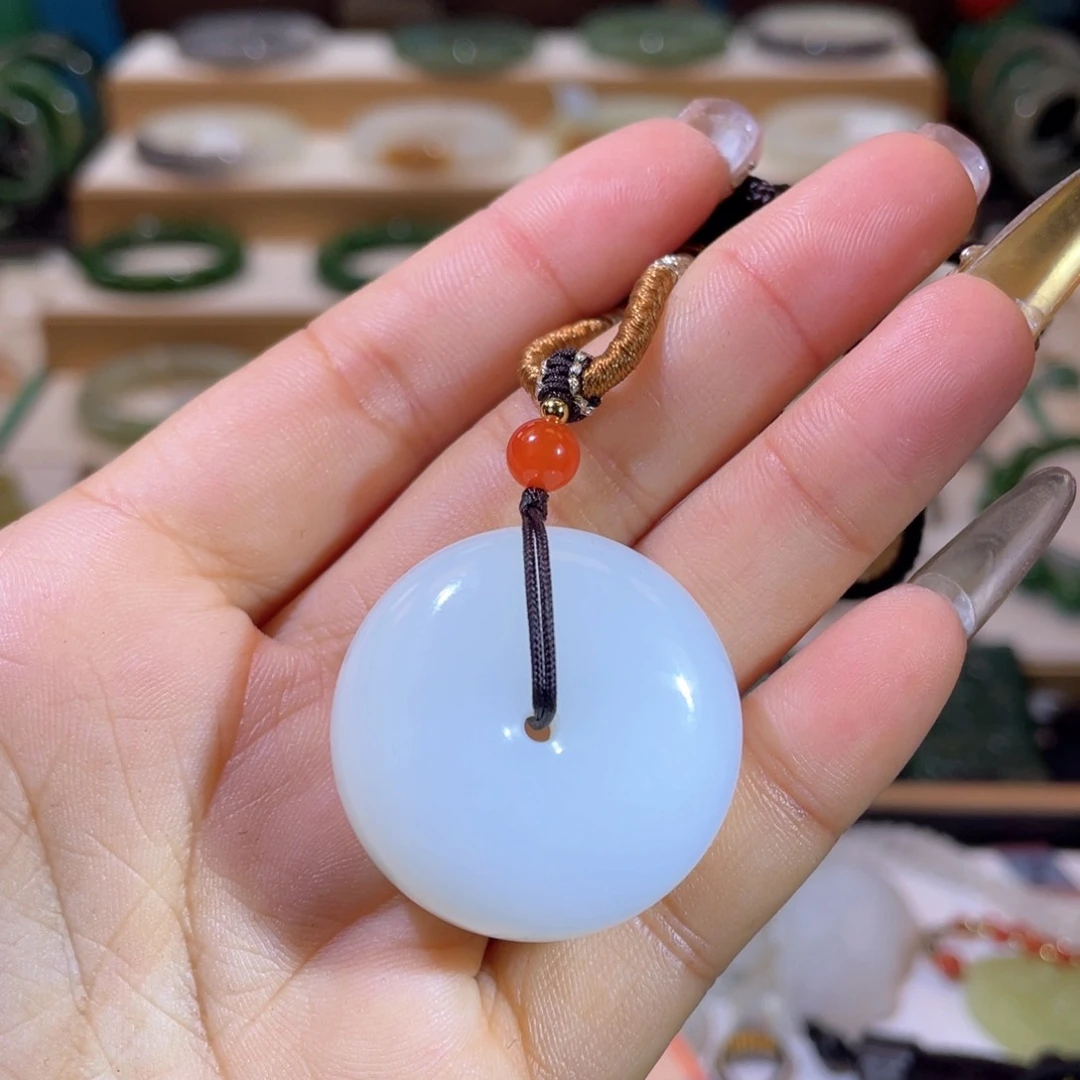 和田玉高品山流水吊坠未镶嵌