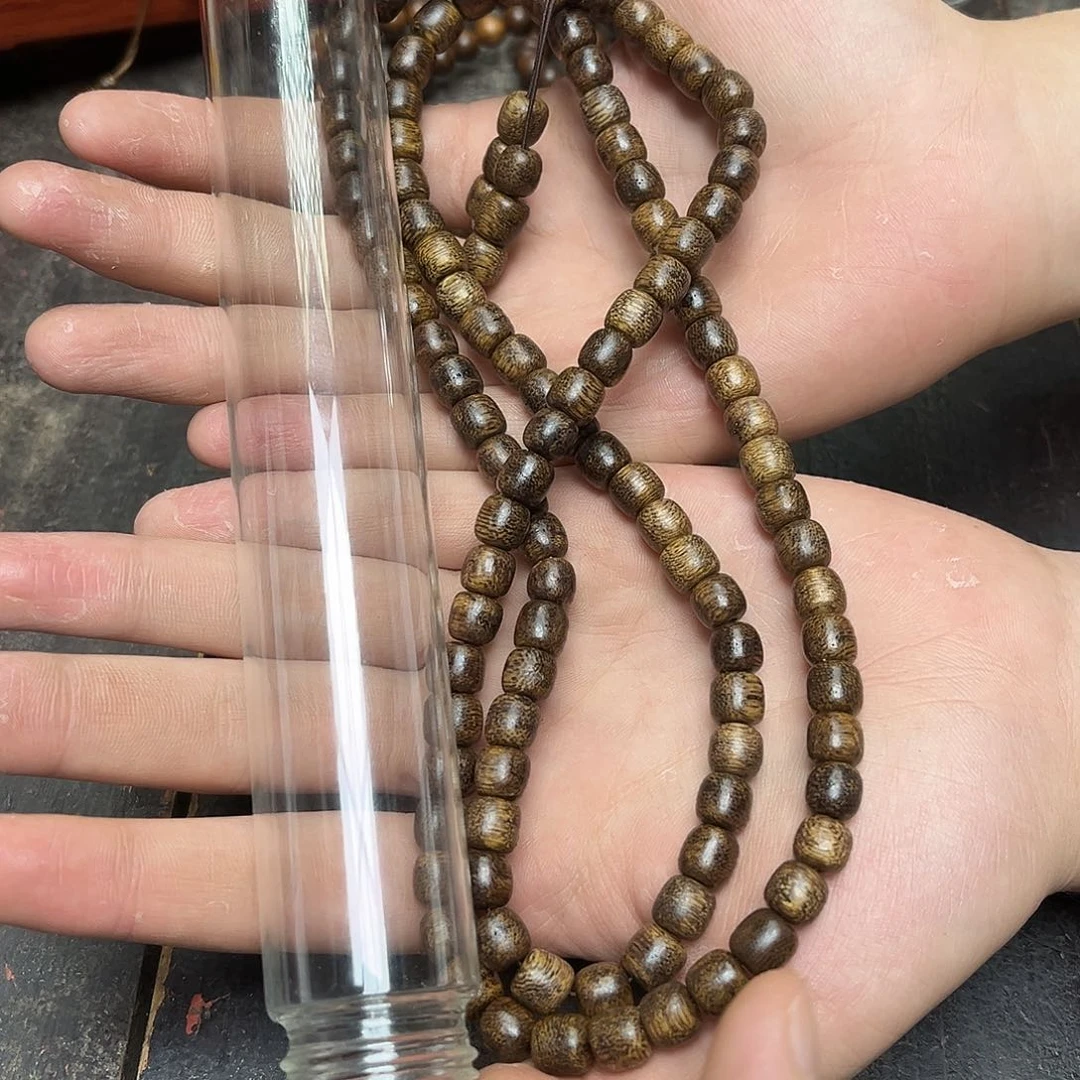 大叶紫檀（黑酸枝木类）