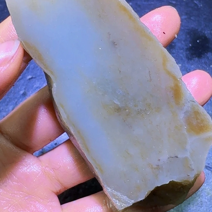 和田玉（糖玉）未镶嵌珠宝半成品