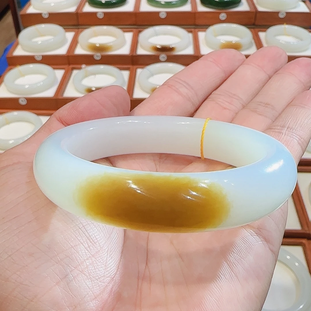 和田玉未镶嵌手镯且末一口老红糖59 60