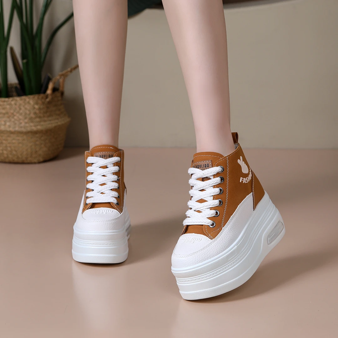 【10-12CM】内增高小白鞋秋冬季高帮女鞋新款时尚百搭厚底舒适短靴