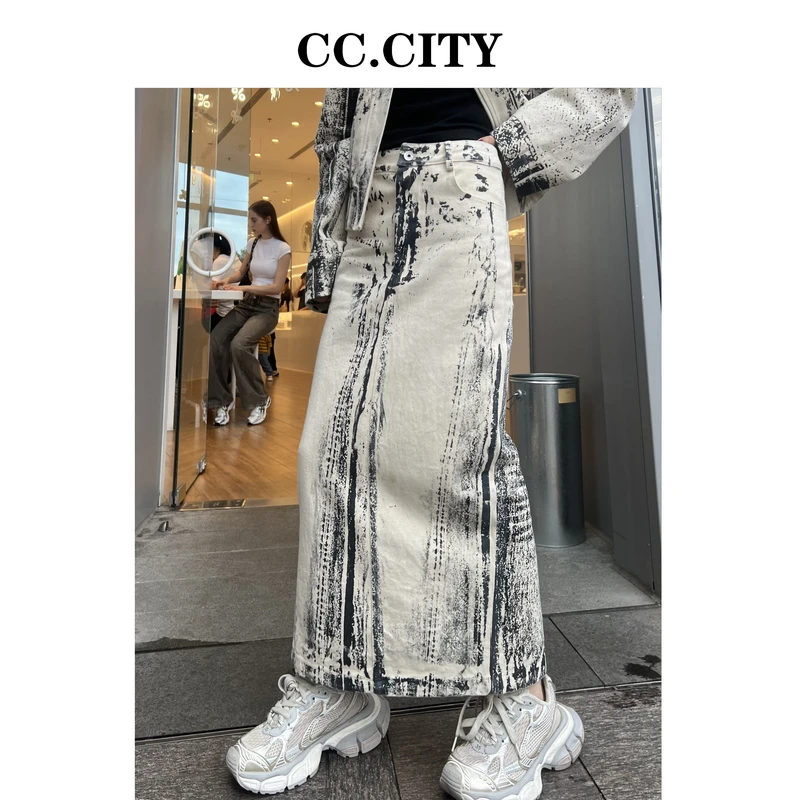 【蔡丽丽&CC.city】时尚洋气个性牛仔印花开叉半身裙w9034
