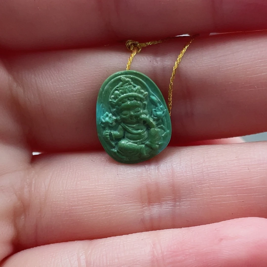 绿松石颈饰未镶嵌