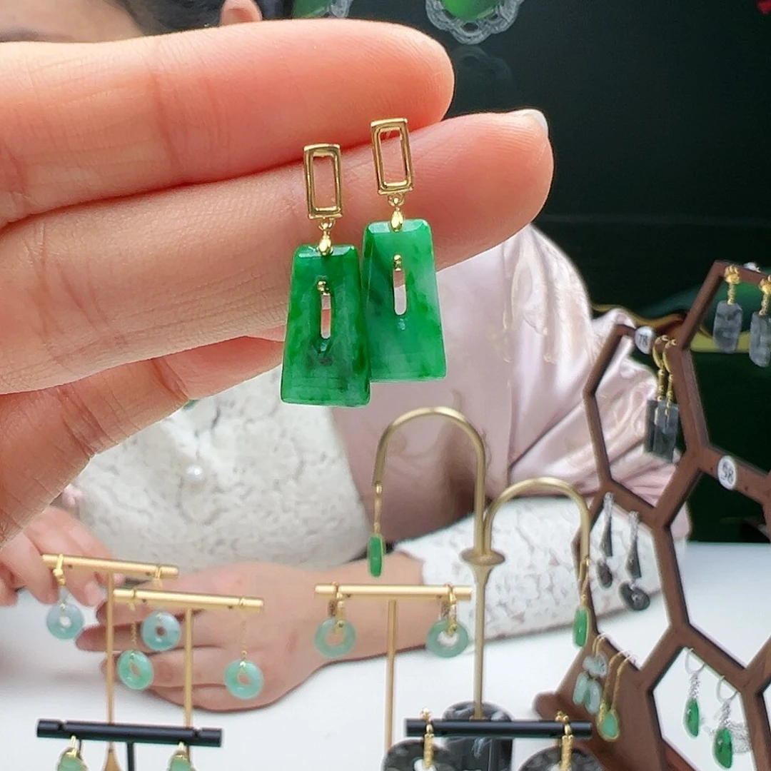 翡翠耳饰18K金镶嵌天然翡翠耳饰18k金镶嵌