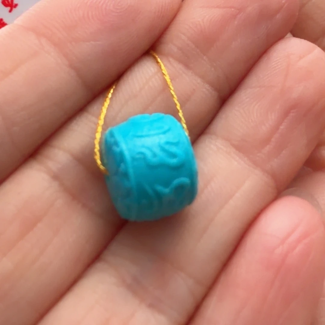 绿松石未镶嵌颈饰