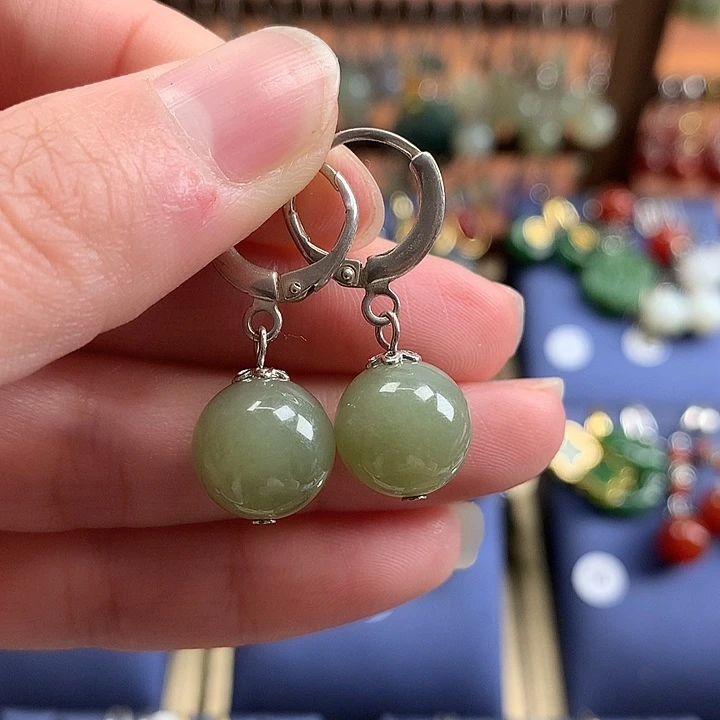 和田玉银S925镶嵌耳饰12左右晴水绿