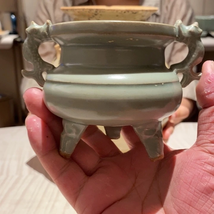 瞌***军精选龙泉青釉双耳炉