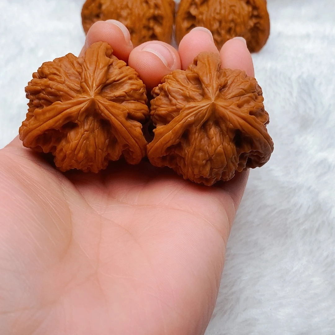 万***意吊坠文玩核桃三棱