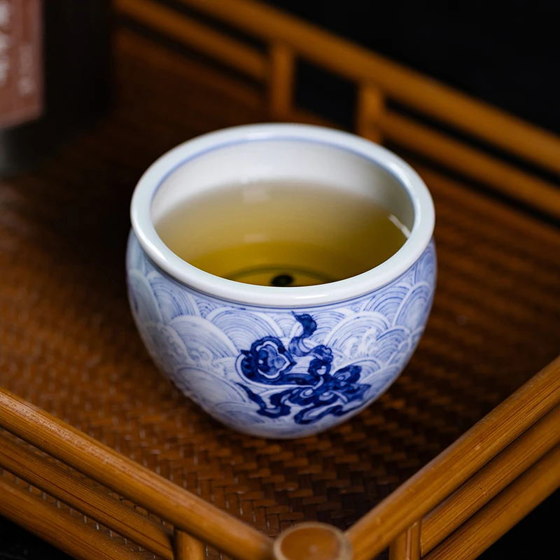 五里雾海水招财进宝缸杯景德镇手绘高端瓷器仿明代手工主人杯压手