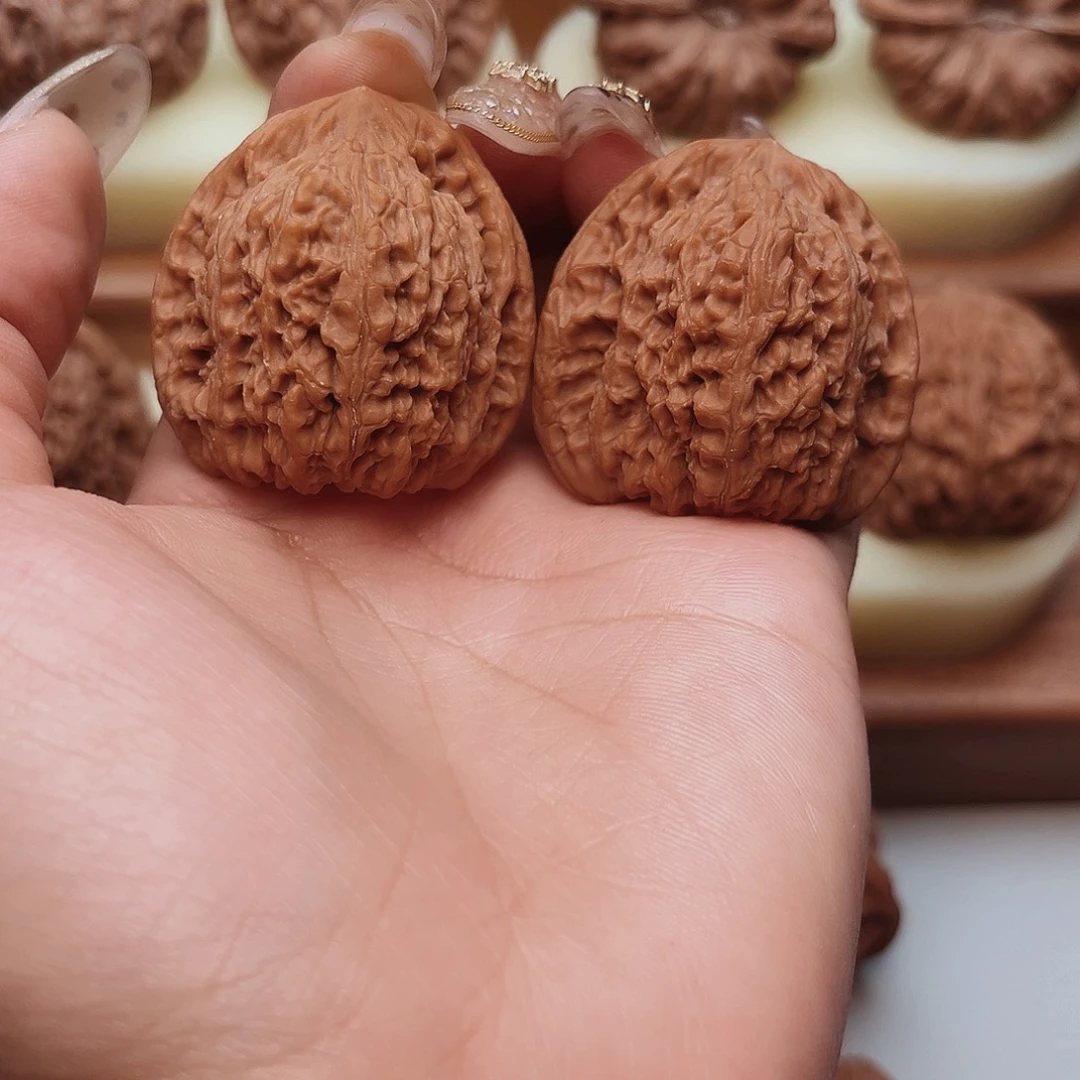 妮***雯南疆石38尺全品无修