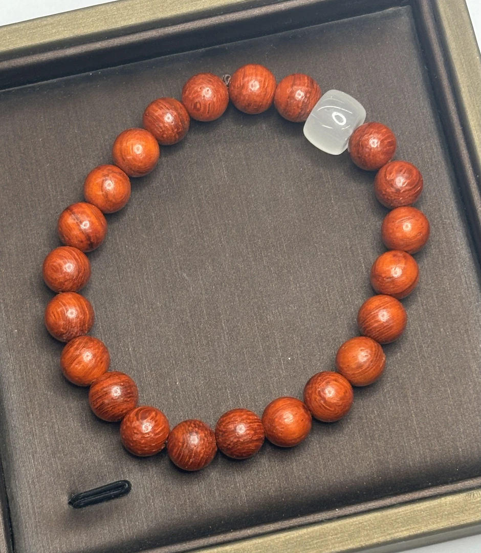 A508 红花梨带配饰手串8mm