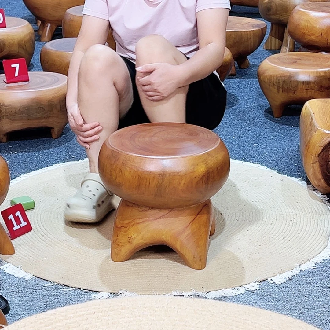 无***间号香樟木尺寸：33-33-30cm