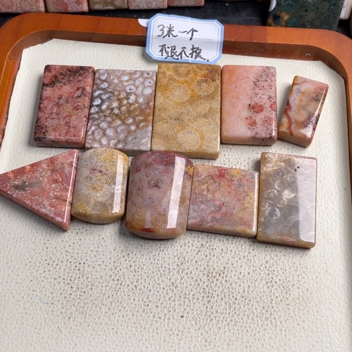 合金颈饰硅化玉动**处123