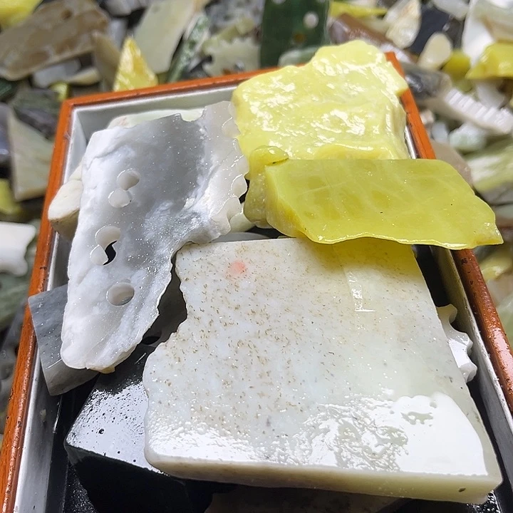 和田玉未镶嵌珠宝奇石若****…