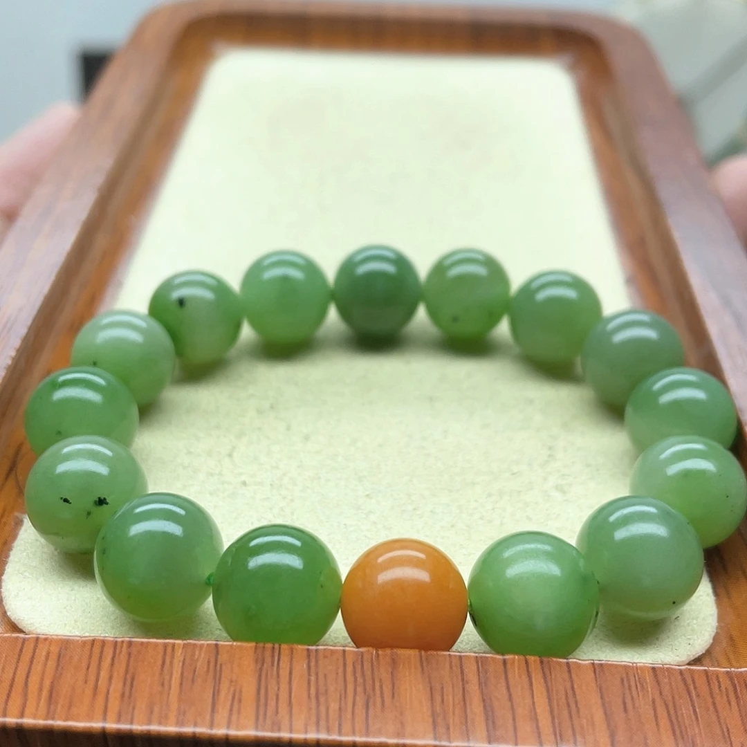 未镶嵌戒指和田玉俄料碧玉浅绿手串卡12mm