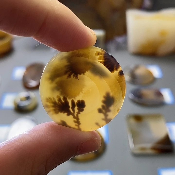 玛瑙/玉髓未镶嵌珠宝半成品78