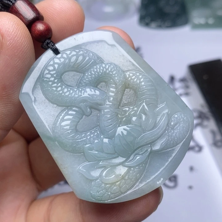 颈饰未镶嵌翡翠翡翠