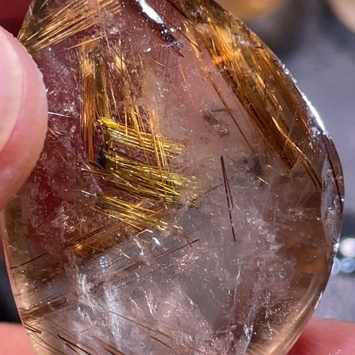 明***学颈饰未镶嵌发晶钛晶