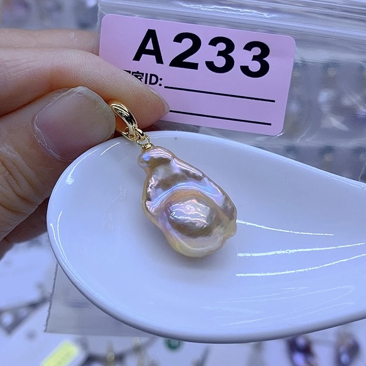 颈饰未镶嵌淡水珍珠
