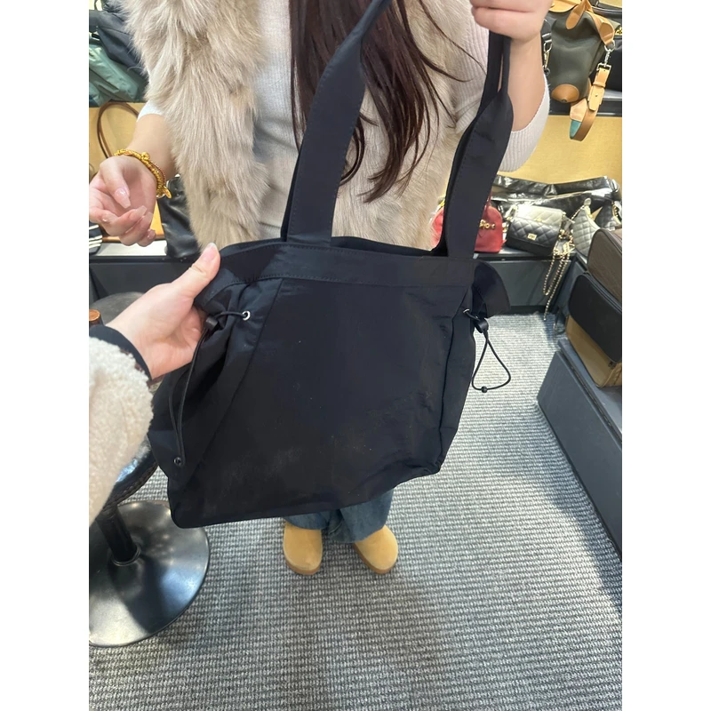 YUSHA/高档黑色小鹿单肩包-M042