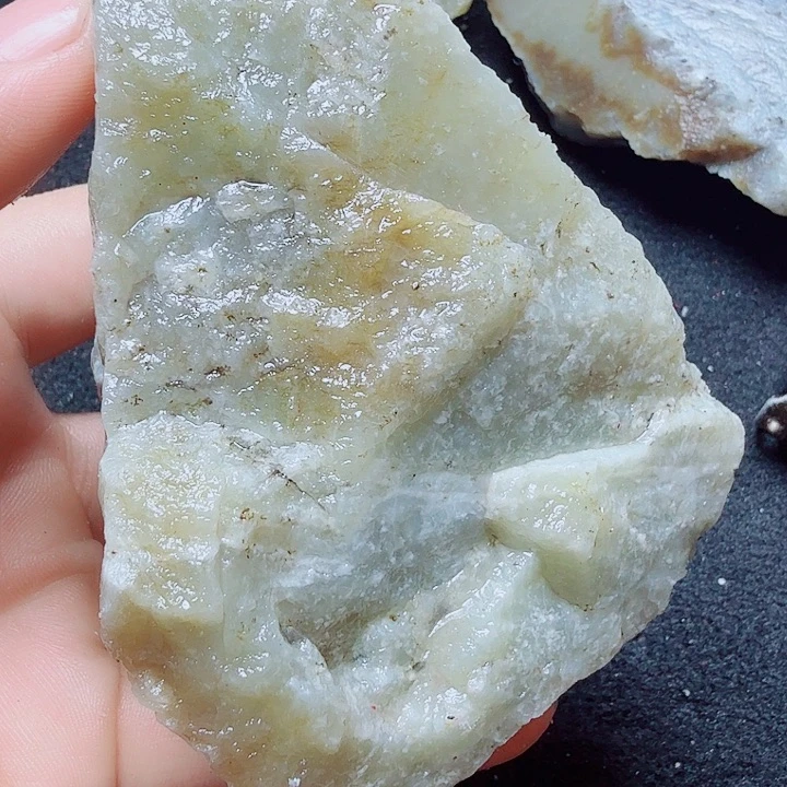 和田玉（糖玉）未镶嵌珠宝半成品