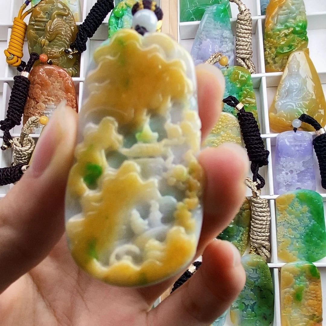 颈饰未镶嵌翡翠翡翠