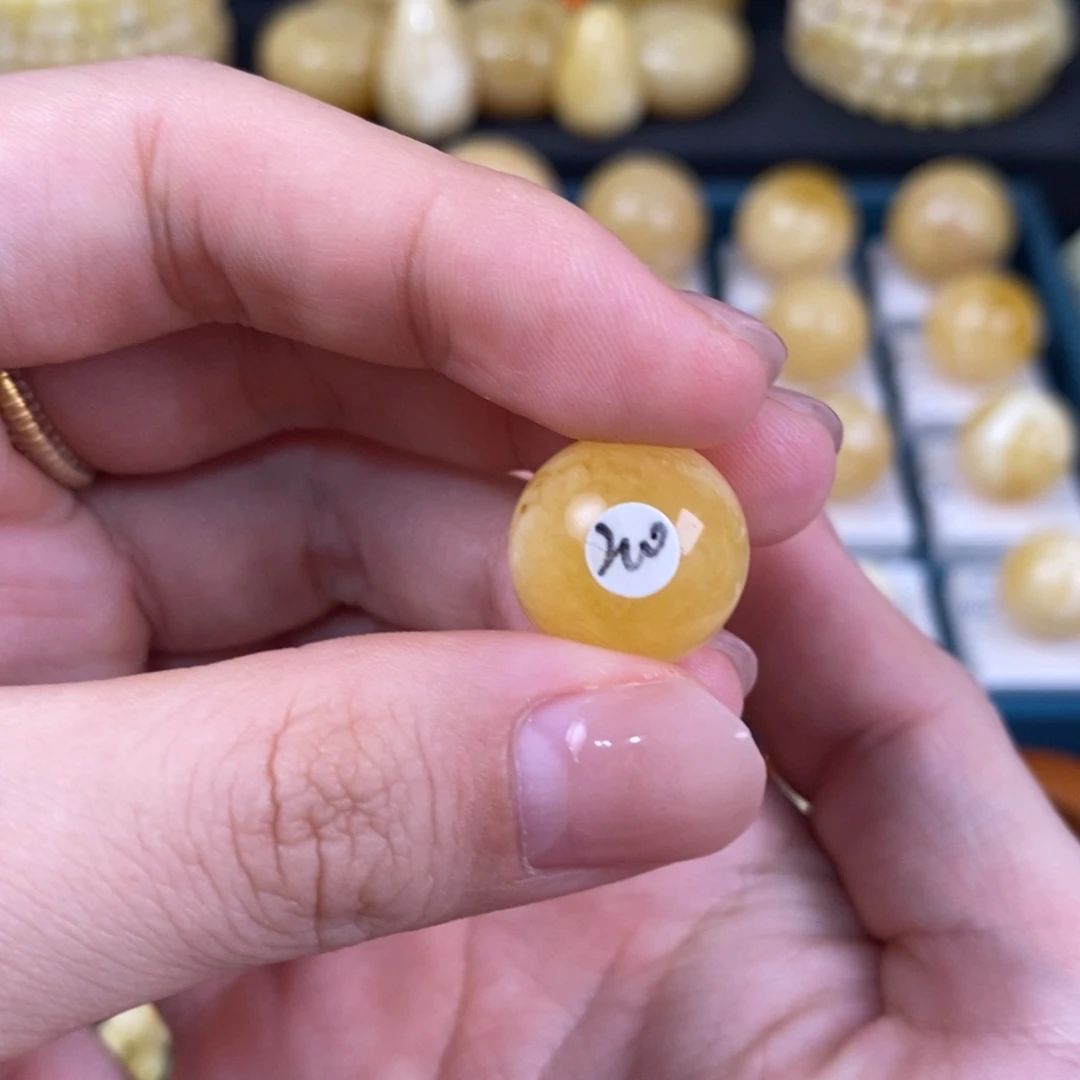老***光蜜蜡未镶嵌珠宝奇石