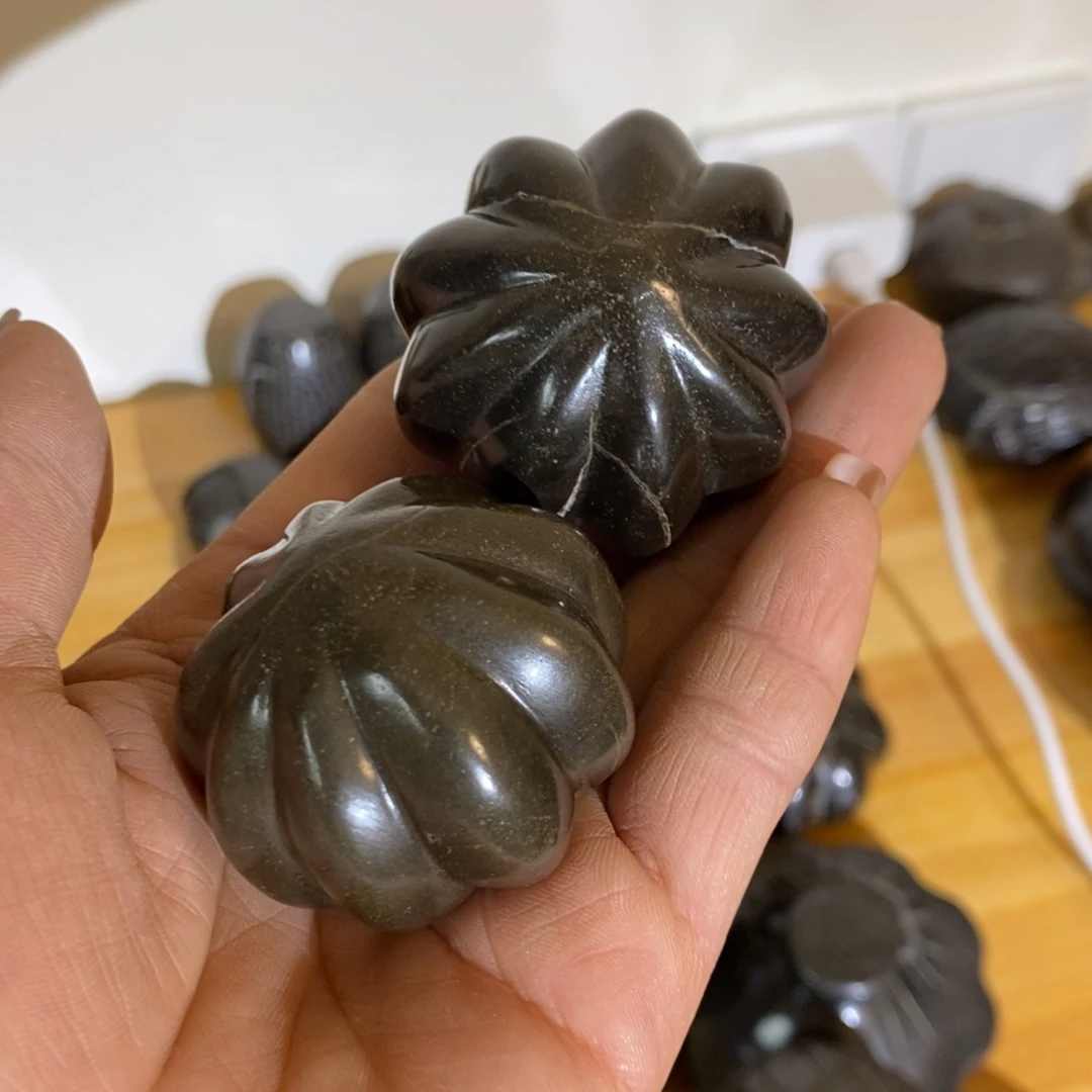 小***军羊羔毛龟纹石与产地直播