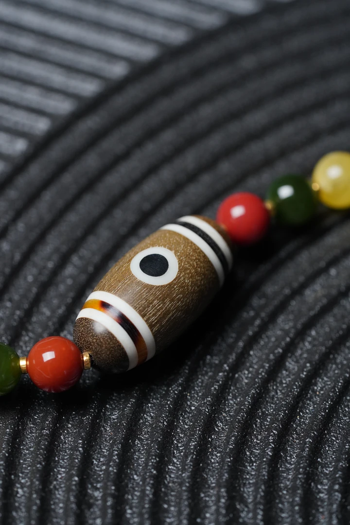 阴沉老山檀香（23*11mm）项链吊坠