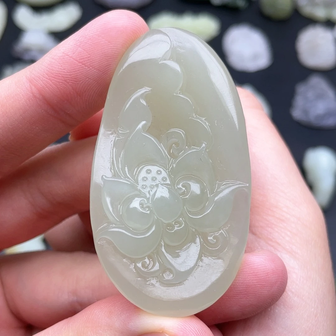 【闪购商品】颈饰未镶嵌和田玉