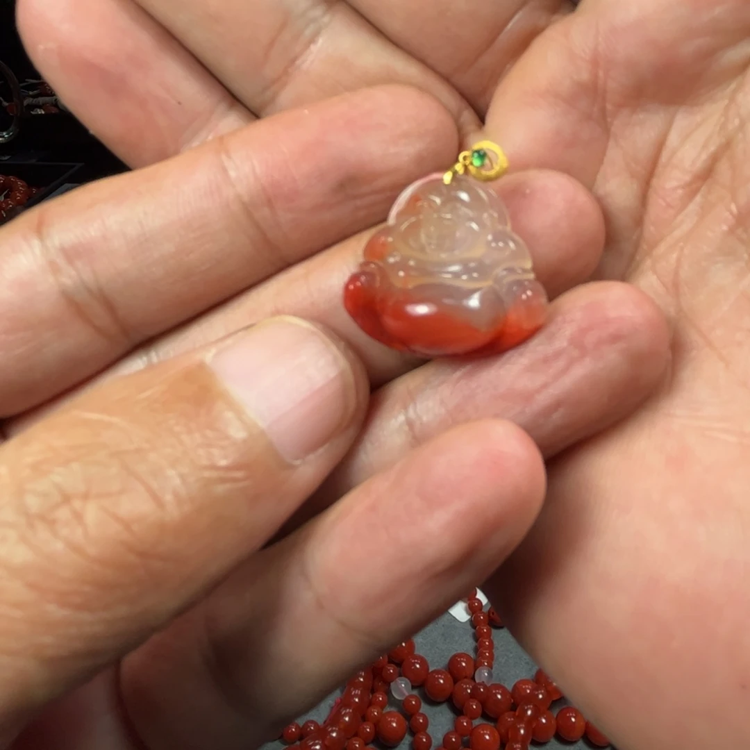 南红玛瑙未镶嵌颈饰