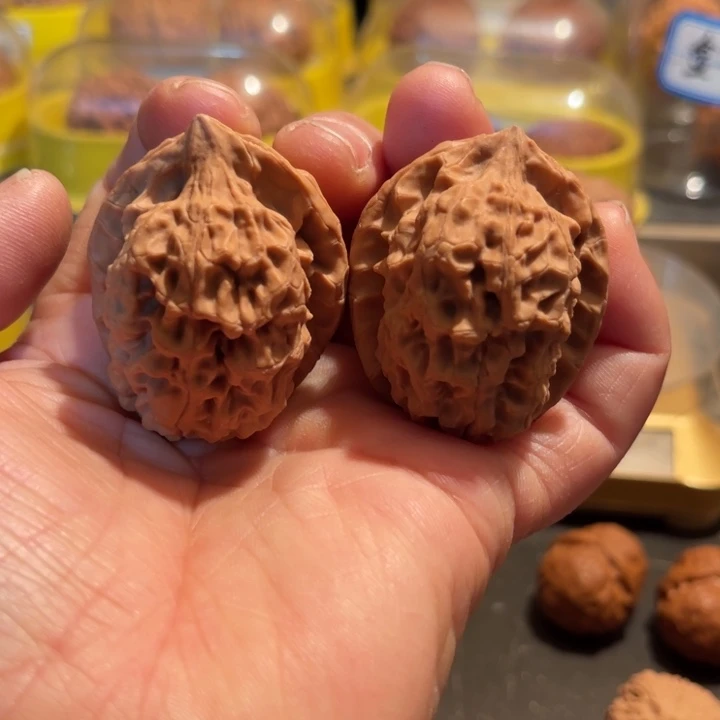 文玩核桃把件远麻核桃