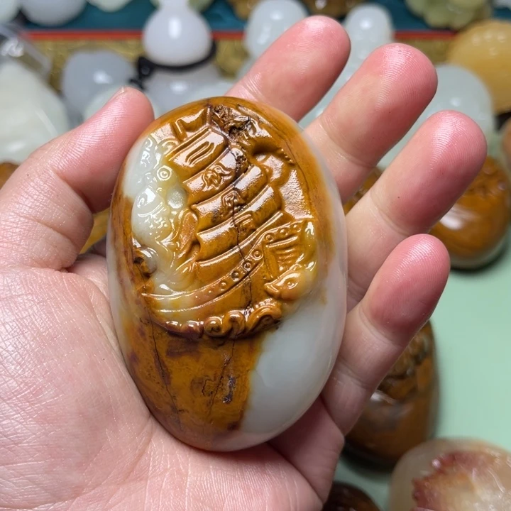 石材天然方解石手把件不退换微瑕