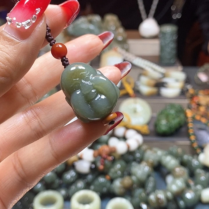 和田玉挂件未镶嵌