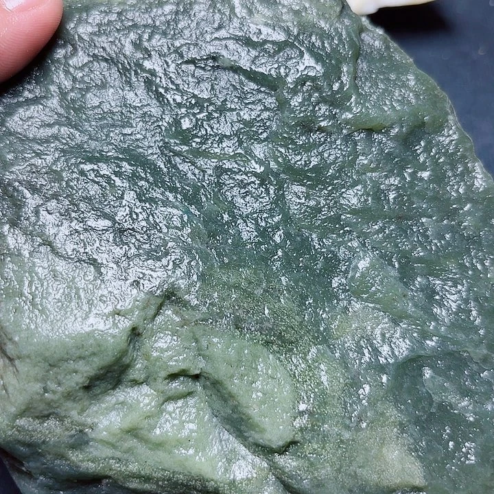 未镶嵌和田玉（糖玉）珠宝奇石