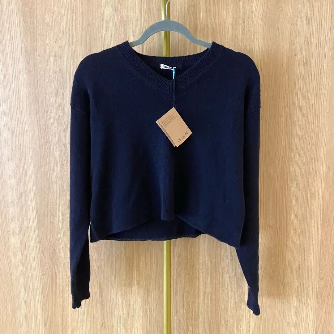 99新 MIU MIU/缪缪 su/藏蓝色短款针织毛衣/40138405/代卖服务