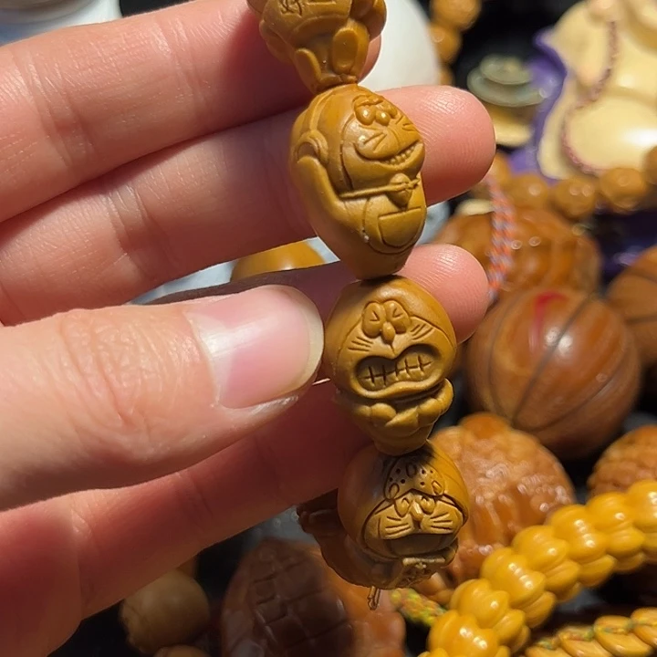 橄榄核手串/手链铁核哆啦A梦