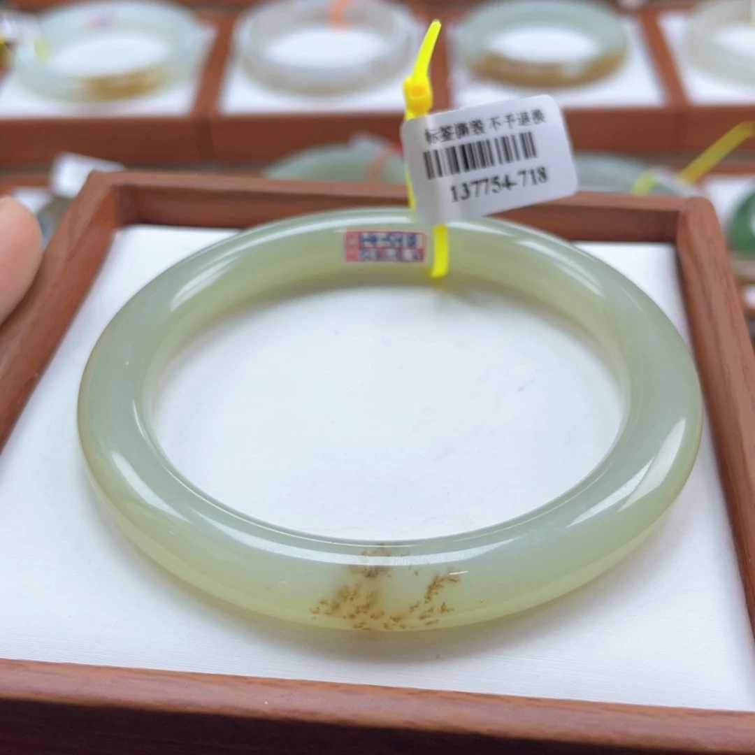 【闪购商品】未镶嵌手镯和田玉链接5。59/60