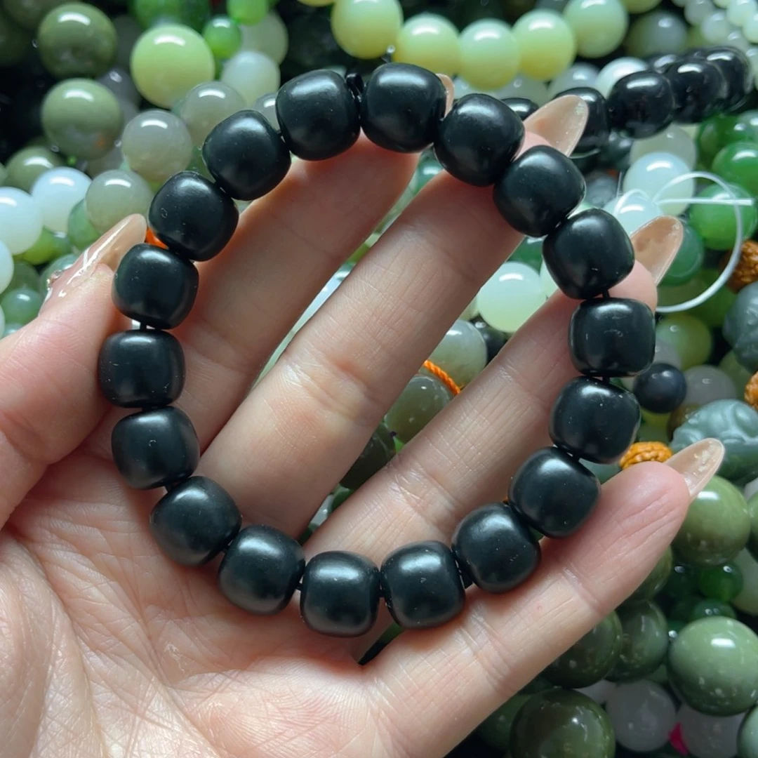 和田玉手串未镶嵌