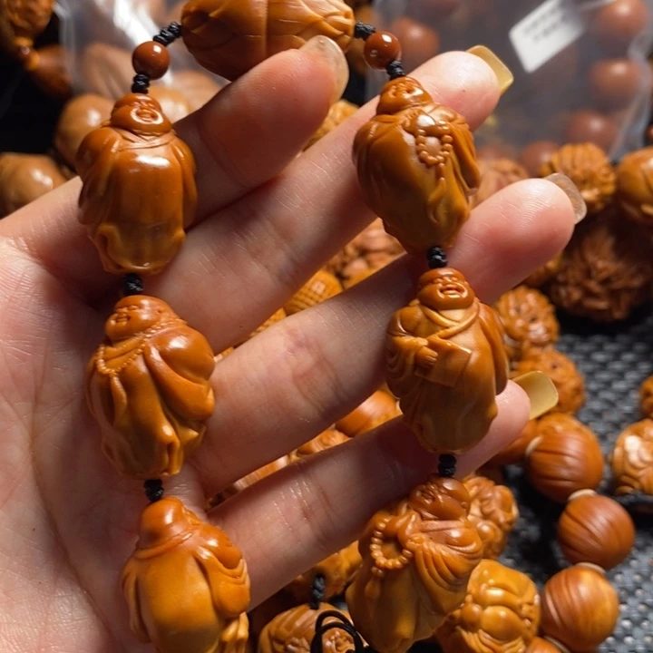 橄榄核吊坠树****?六合弥勒