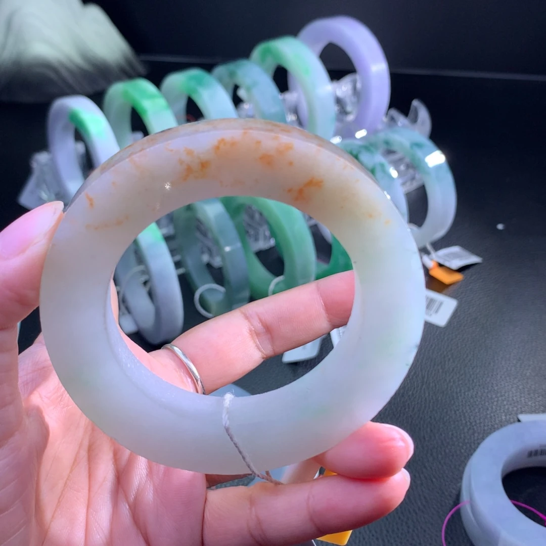 余***心定制翡翠未镶嵌翡翠手镯