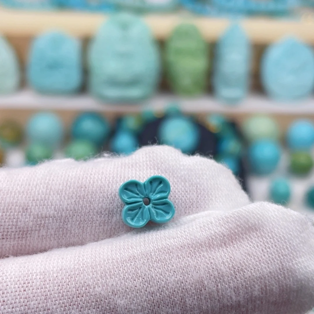 未镶嵌绿松石珠宝奇石