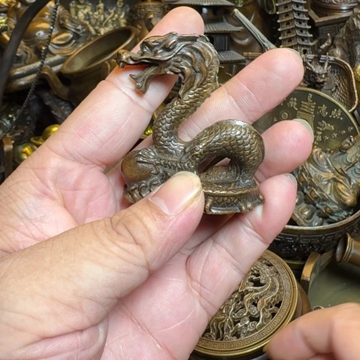 铜器摆件收收藏藏